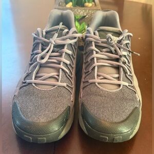 Nike Air Max Gray & Black Running Shoes with Cushioned Midsole size 12.5